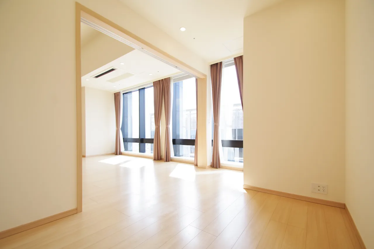 La Tour Shinjuku Grand - Interior - ["Flooring", "Floor", "Wood"]