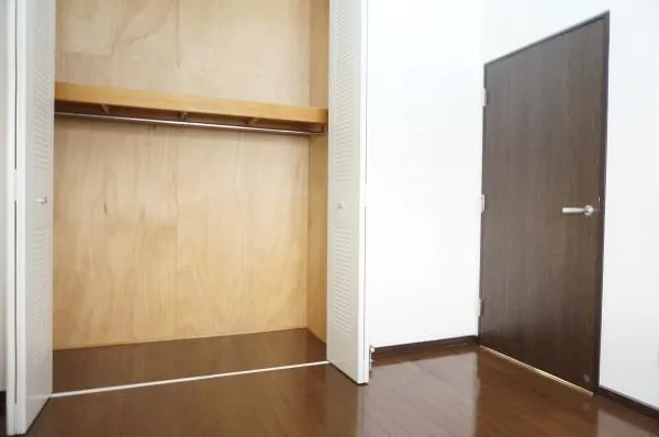 Heimrose - Interior - ["Flooring", "Wall", "Floor"]
