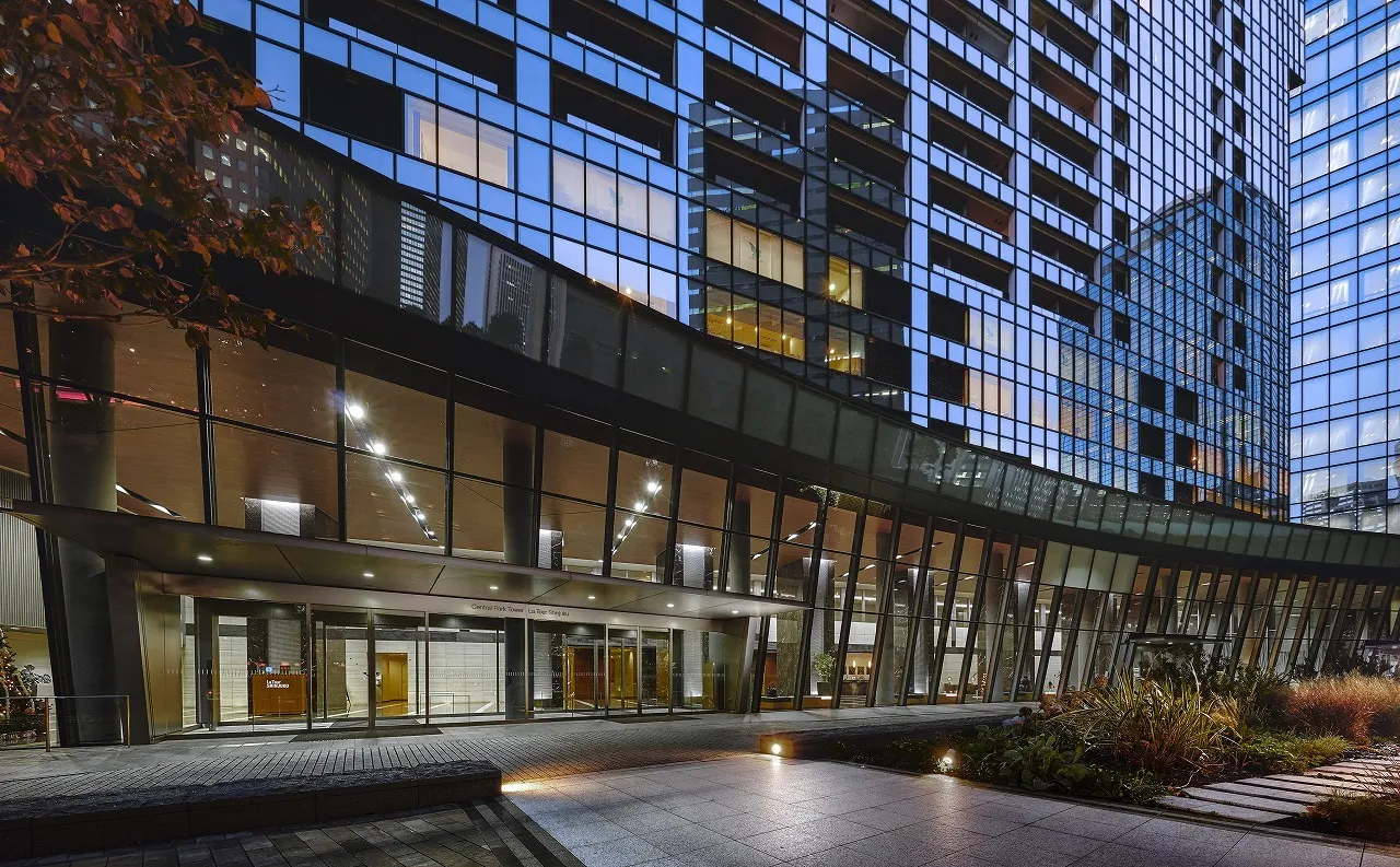 Central Park Tower La Tour Shinjuku - Exterior - ["Building", "Plant", "Light"]