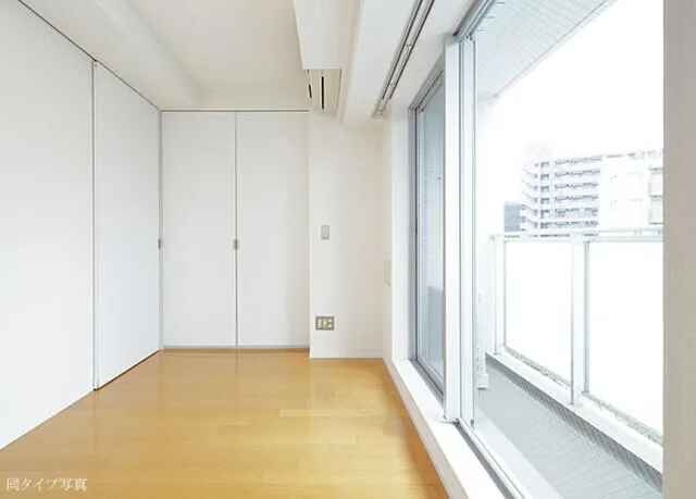 Comforia Nishi Shinjuku - Interior - ["Flooring", "Floor", "Wood"]