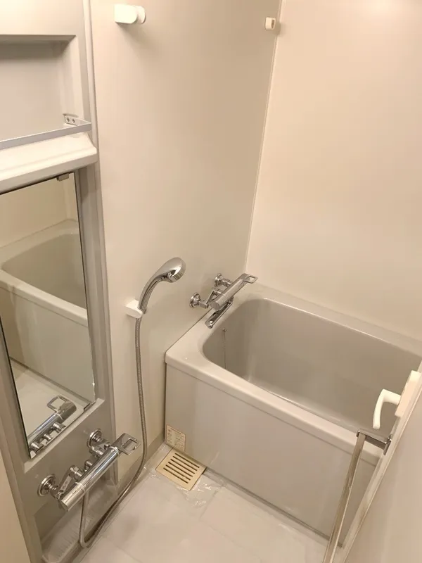 Shiba Park Apartment - Interior - ["Plumbing fixture", "Bathroom", "Plumbing"]