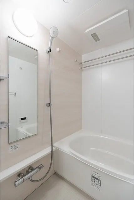 Comforia Takenotsuka East - Interior - ["Plumbing fixture", "Flooring", "Interior design"]