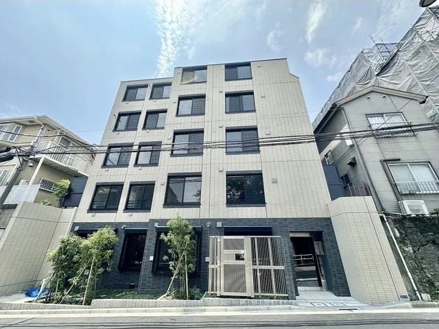 Well Square Shinjuku Toyama - Exterior - ["Apartment", "Urban design", "Condominium"]