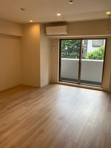 Cross Residence Shirokane Takanawa - Interior - ["Flooring", "Floor", "Wood flooring"]