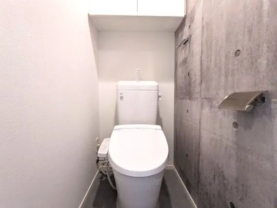 Harmony Residence Global Capital - Interior - ["Toilet seat", "Toilet", "Plumbing fixture"]