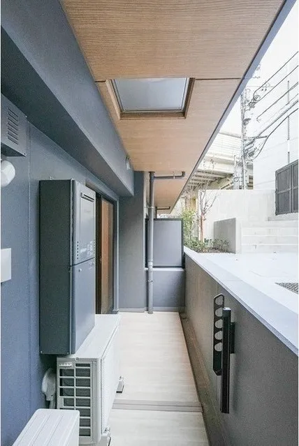 Comforia Liv Bunkyo Gokokuji - Interior - ["Shade", "Balcony", "Daylighting"]