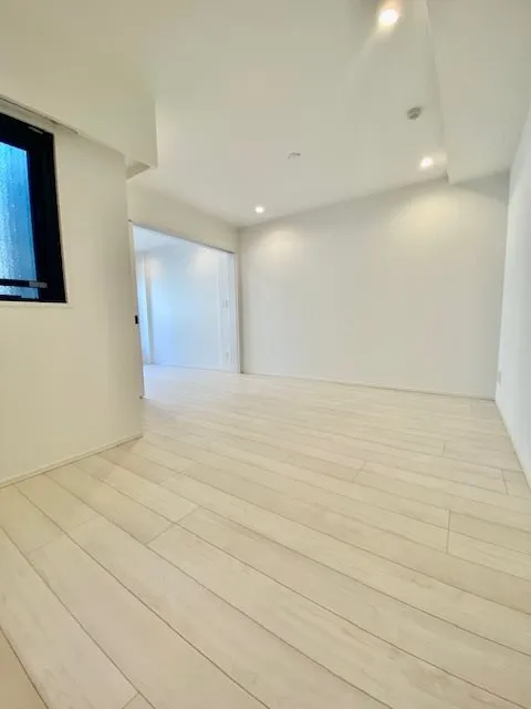 La Class Yotsuya - Interior - ["Fixture", "Wood", "Window"]