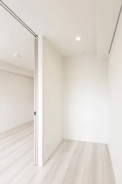 Comforia Kitazawa - Interior - ["Fixture", "Wood", "Floor"]