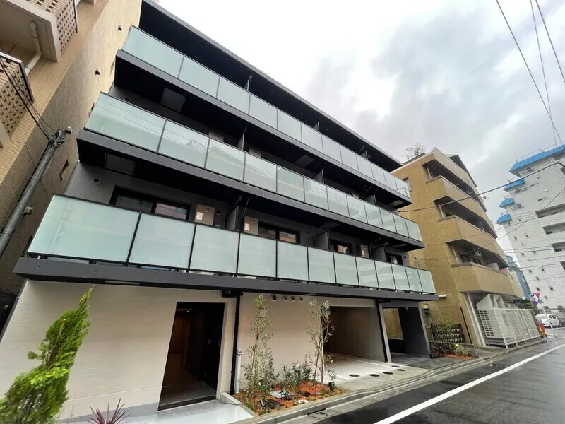 LUMIEC un Toyocho - Exterior - ["Apartment", "Balcony"]