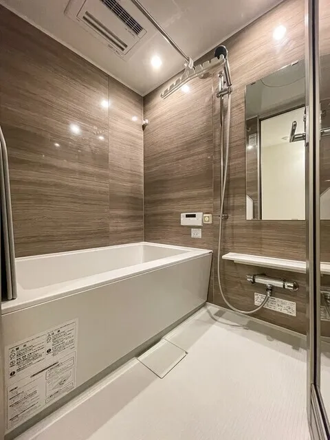 Ebisu Garden Terrace - Interior - ["Flooring", "Floor", "Interior design"]
