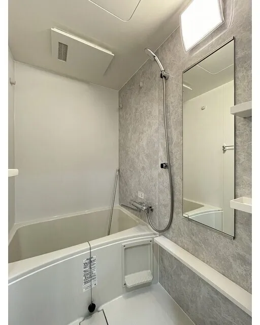 Daffitto Kinshicho - Interior - ["Plumbing fixture", "Bathroom", "Flooring"]