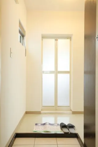 Meguro 3rd Corp. - Interior - ["Flooring", "Wall", "Floor"]