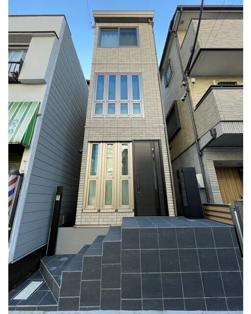 2-21-2 Koishikawa, Bunkyo-Ku, Tokyo - Exterior - ["Door", "Composite material", "Stairs"]