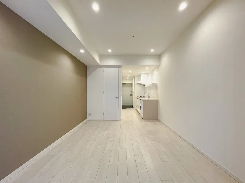 Castalia Azabujuban Ⅱ  - Interior - ["Flooring", "Floor", "Wood"]