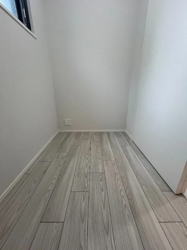 Cross Residence Kanda Jinbocho - Interior - ["Flooring", "Wood", "Wood flooring"]