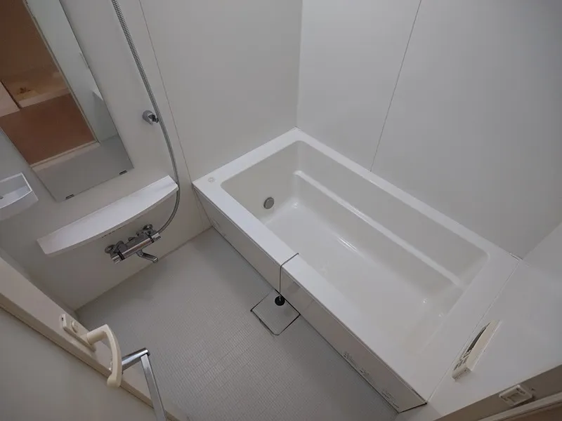 Este Maison Daizawa - Interior - ["Wood", "Composite material", "Fixture"]