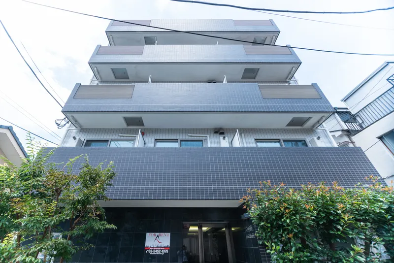 Sejori Kami-Itabashi - Exterior - ["Daylighting", "Brutalist architecture", "Hotel"]
