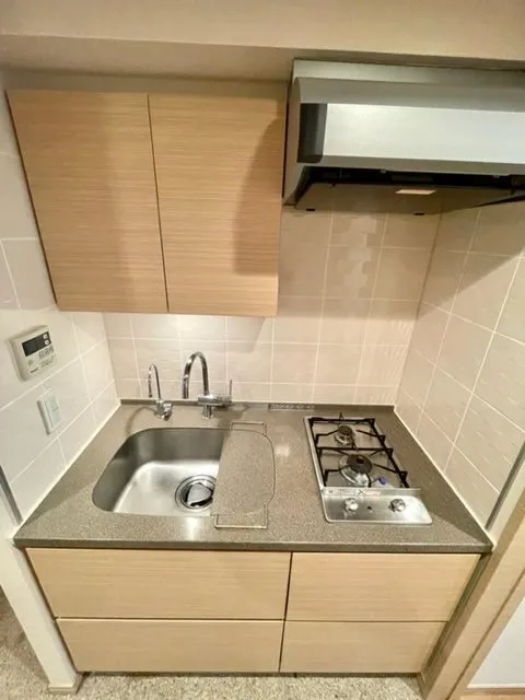Chester Court Ochanomizu - Interior - ["Flooring", "Floor", "Plumbing fixture"]