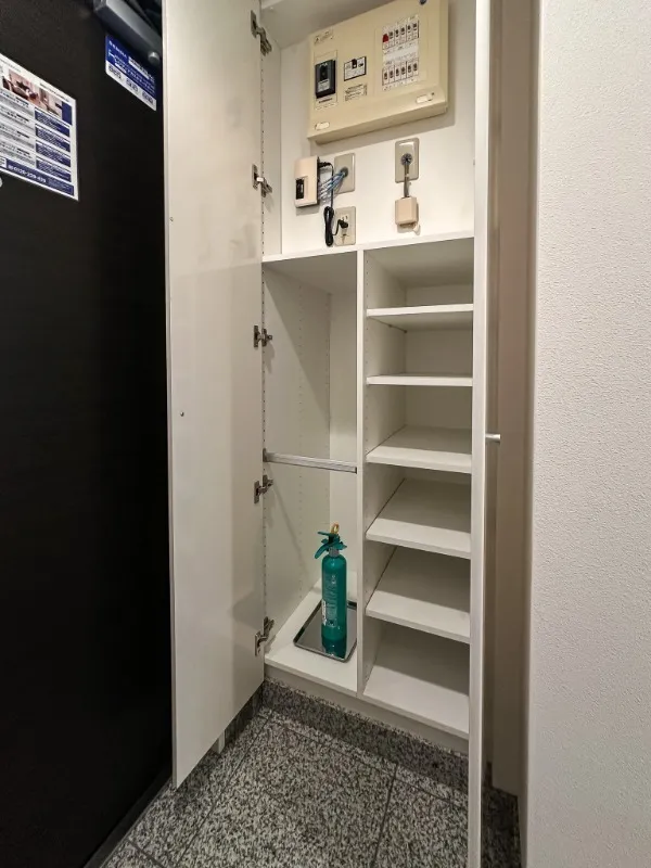 RESIDIA Tower Meguro Fudomae - Interior - ["Shelving", "Shelf", "Machine"]