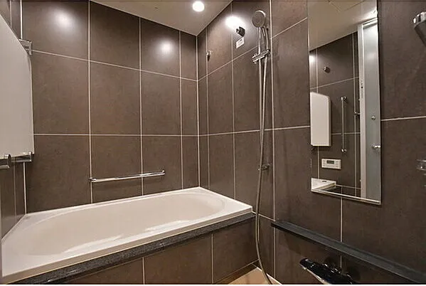 Park Court Yoyogi Hatsudai - Interior - ["Plumbing fixture", "Bathroom", "Flooring"]