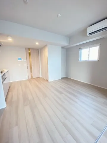 Proud Flat Ueno Matsugaya - Interior - ["Window", "Fixture", "Interior design"]