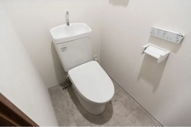 BPR Residence Nerima Fujimidai - Interior - ["Toilet seat", "Toilet", "Plumbing fixture"]