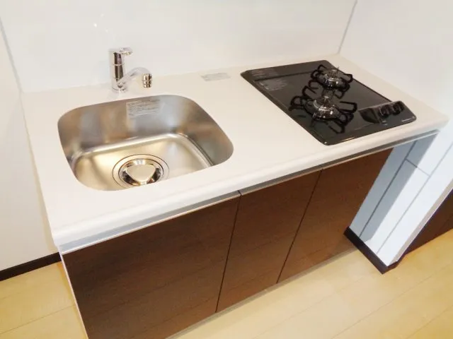 Genovia Saginomiya Sky Garden - Interior - ["Flooring", "Floor", "Plumbing fixture"]