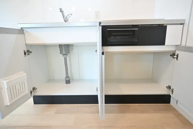 ES-Grande Bunkyo Hakusan - Interior - ["Flooring", "Cabinetry", "Design"]