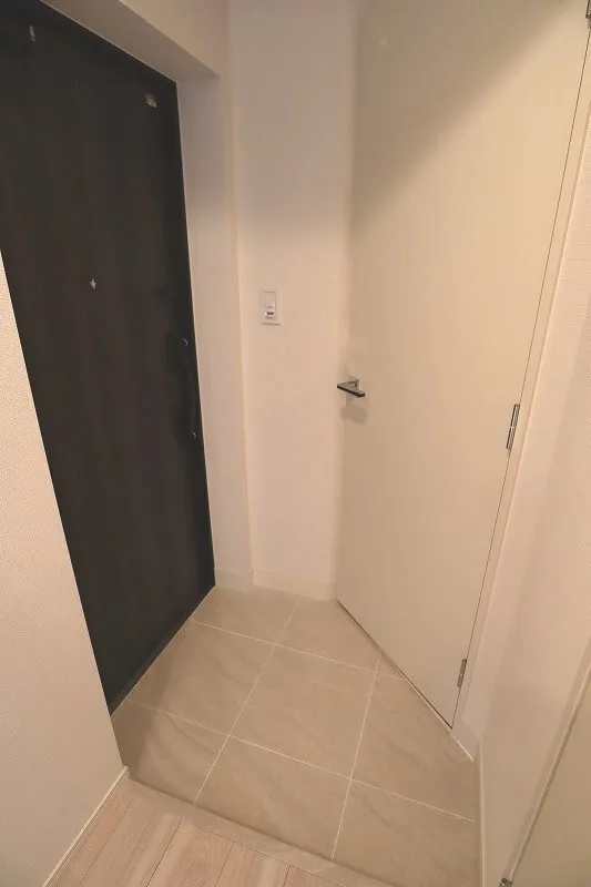 Sejori Daesan - Interior - ["Flooring", "Floor", "Wood"]