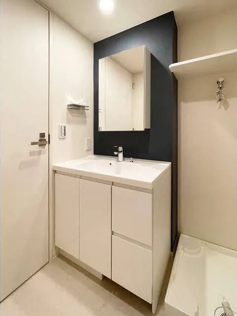 Orchid Residence Shinagawa Nakanobu - Interior - ["Mirror", "Tap", "Sink"]