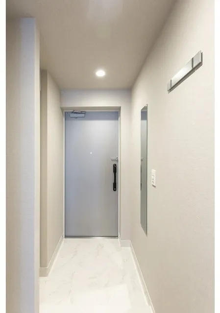 LIBR GRANT Nishi Shinjuku WEST - Interior - ["Flooring", "Wall", "Floor"]