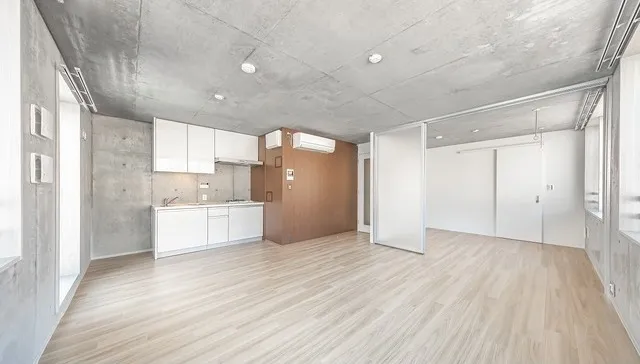 Well Square Hatsudai - Interior - ["Building", "Wood", "Rectangle"]