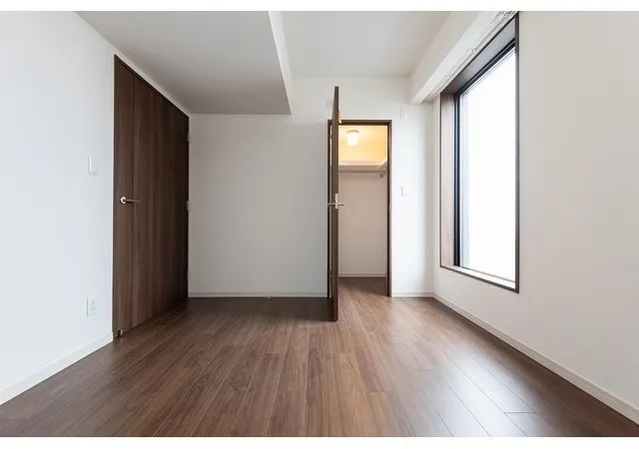 Hulic Narimasu - Interior - ["Wood", "Flooring", "Floor"]