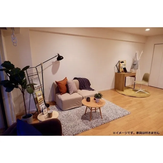 Laxrass Azabu-Juban - Interior - ["Room", "Interior design", "Floor"]