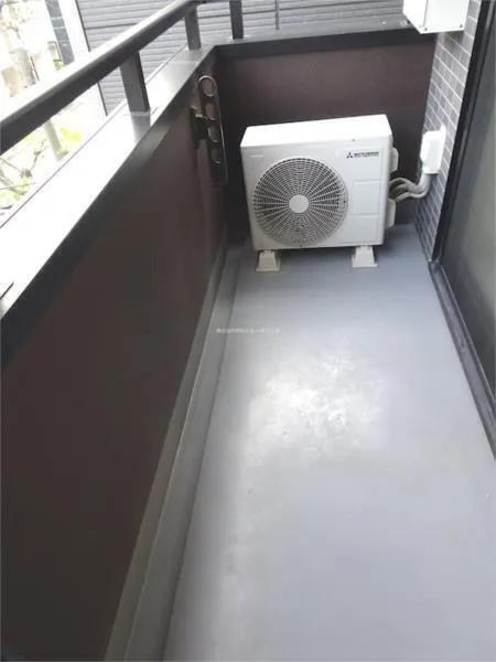 Ground Dukes Kikukawa - Interior - ["Floor", "Flooring", "Composite material"]