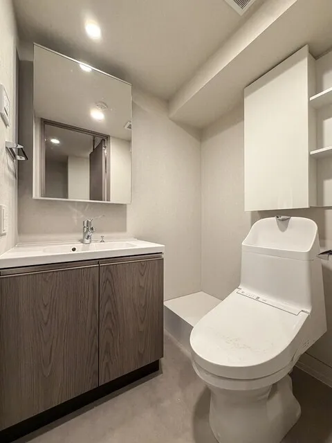 Brookside Residence Kiba - Interior - ["Flooring", "Floor", "Plumbing fixture"]