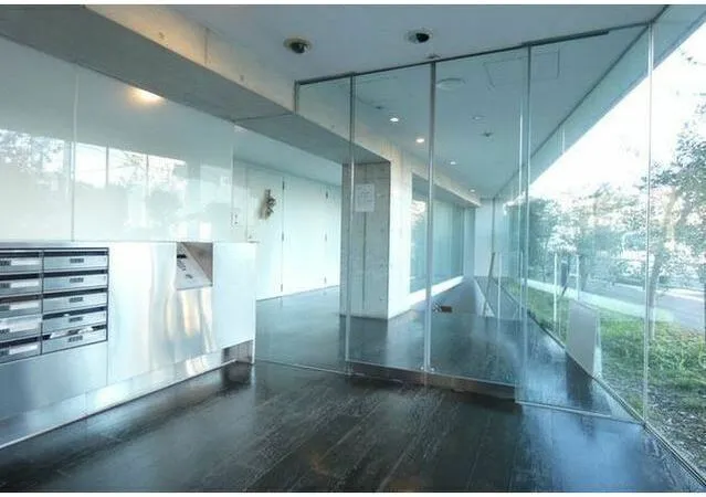 Ipse Gakugei Daigaku - Exterior - ["Ceiling", "Property", "Building"]