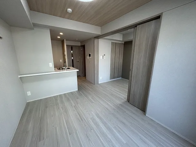 LiveCasa Chidoricho - Interior - ["Flooring", "Floor", "Wood flooring"]