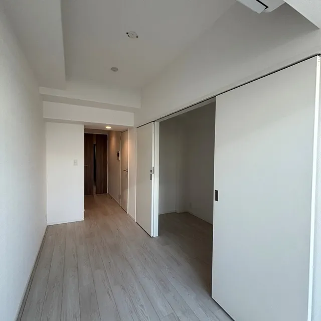 Park Axis Shinagawa Tennozu Isle - Interior - ["Flooring", "Floor", "Wood"]
