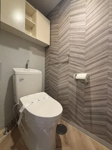 Lions Plaza Uguisudani - Interior - ["Flooring", "Interior design", "Plumbing fixture"]