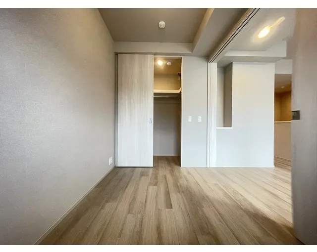 Wellis Urban Sumiyoshi East - Interior - ["Flooring", "Floor", "Wood"]