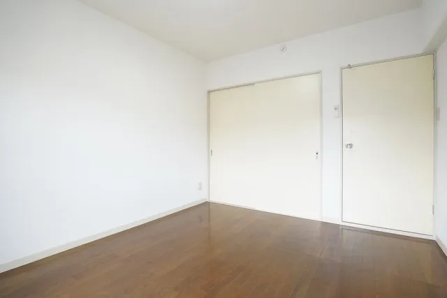 White Castle Kamisaginomiya - Interior - ["Flooring", "Floor", "Wood"]