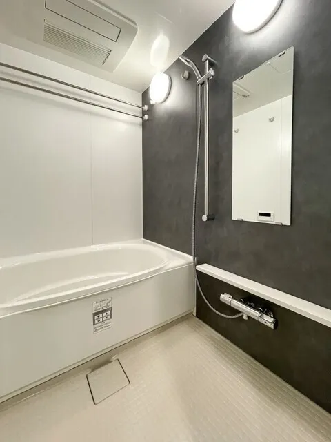 Royal Parks Ariake - Interior - ["Flooring", "Plumbing fixture", "Floor"]