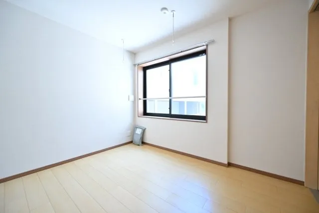 CENTRAL GARDEN RESIDENCE TOKYO - Interior - ["Flooring", "Wood", "Floor"]