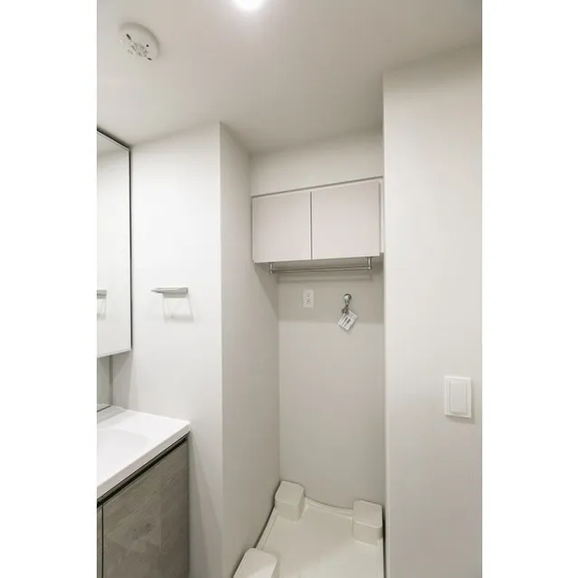 Azur Terrace Meguro Yakumo - Interior - ["Building", "Fixture", "Plumbing fixture"]