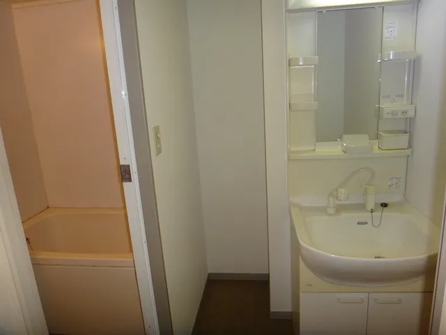 MY Heights Hongo - Interior - ["Plumbing fixture", "Bathroom", "Flooring"]