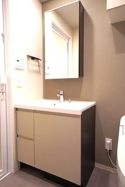 J.GRAN Court Shinagawa Nishioi WEST - Interior - ["Bathroom Sink", "Bathroom cabinet", "Plumbing fixture"]