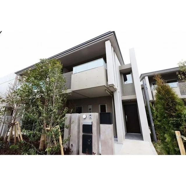 Seta No Mori Garden & Terrace Building B - Exterior - ["Plant", "Building", "Sky"]