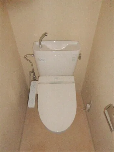 Lions Mansion Shirogane No. 3 - Interior - ["Toilet seat", "Plumbing fixture", "Toilet"]