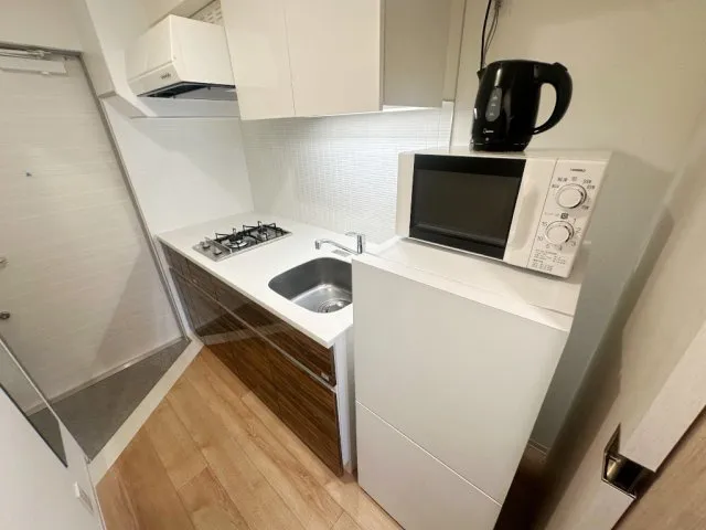 ZOOM East Kanda - Interior - ["Flooring", "Floor", "Major appliance"]